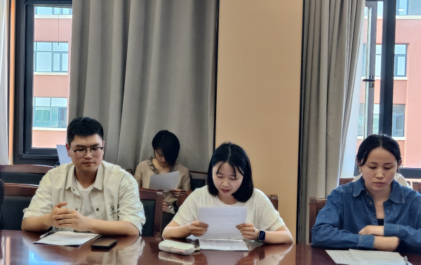 图3各学科代表老师发言.jpg