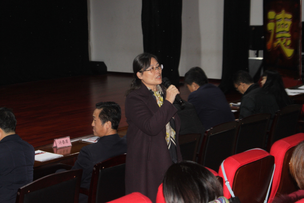 57中李宇红校长做精彩点评.jpg