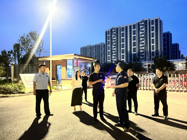 1.检查组到校进行消防检查.jpg