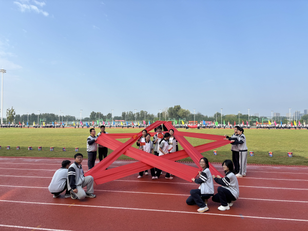5、班级方阵表演.jpg