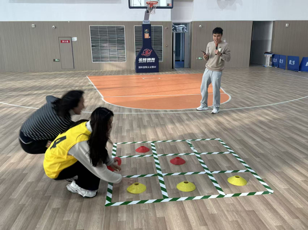 “九宫格游戏” 策略与协作的较量.jpg