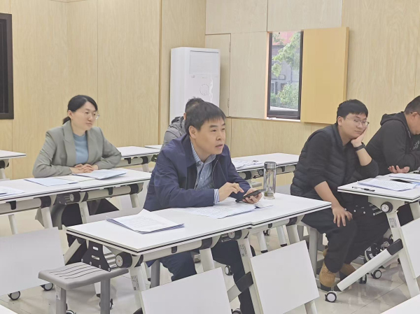 1 放在“依托三阶研训,分层淬炼优质师资队伍”本段内.jpg