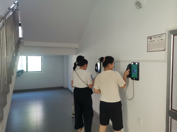 体验校园亲情电话.jpg