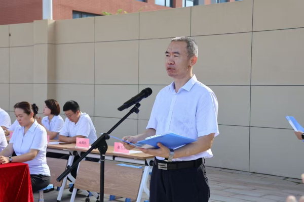 校党委书记马海峰发言.jpg
